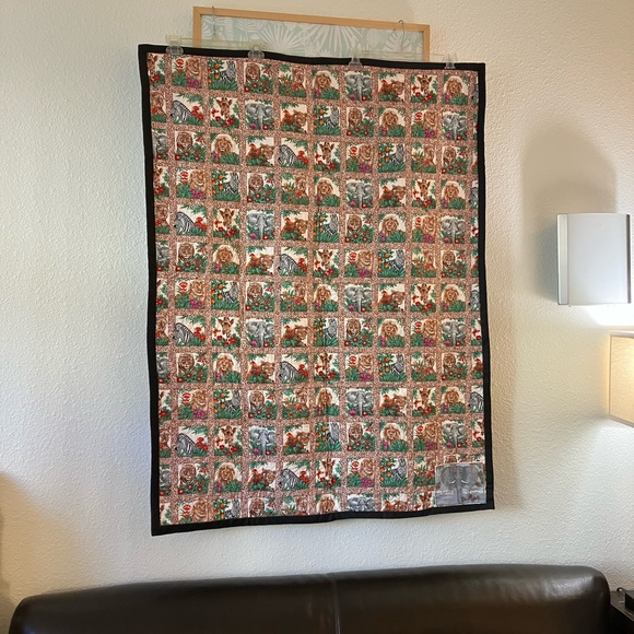 Quilt handmade Reversible blanket for baby or Wall Hanging in the Nursery - Picture 3 of 8